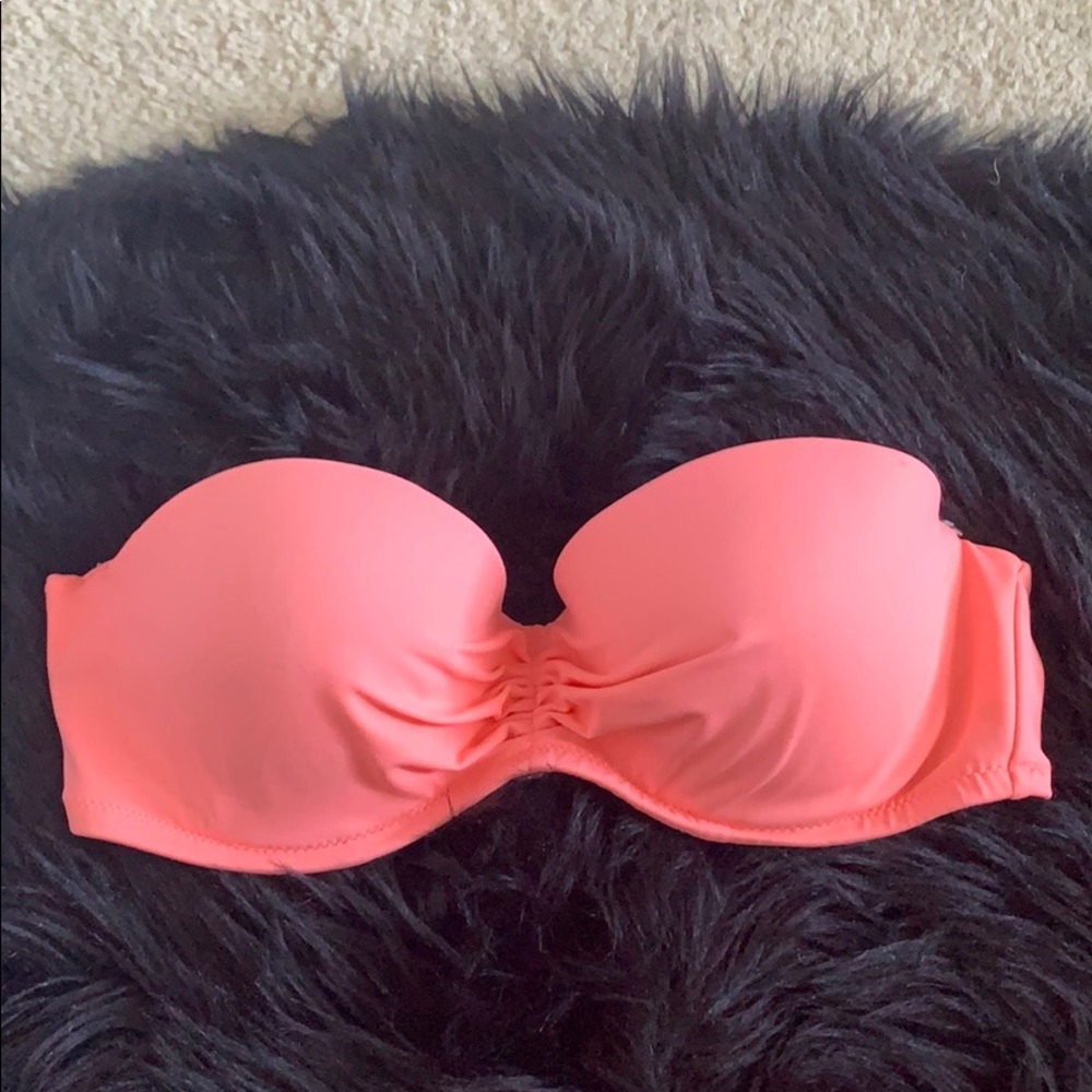Victoria’s Secret bikini top